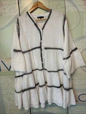 CEZELLE Lightweight Gauze Tunic Top with Contrast Stripe SZ L